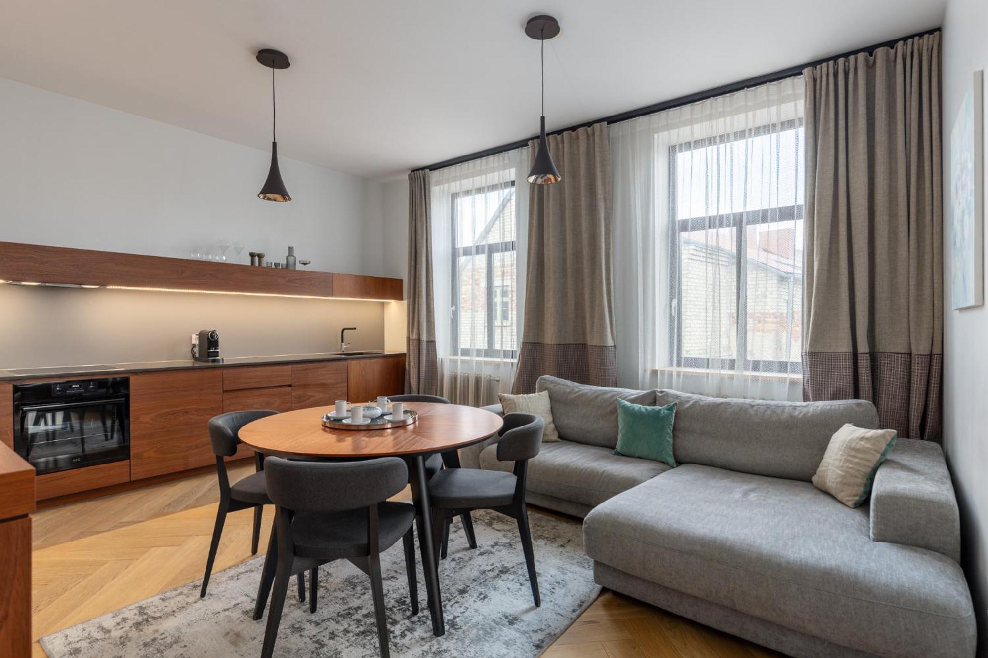 Roze Brivzemnieka Apartments Liepāja Exterior foto