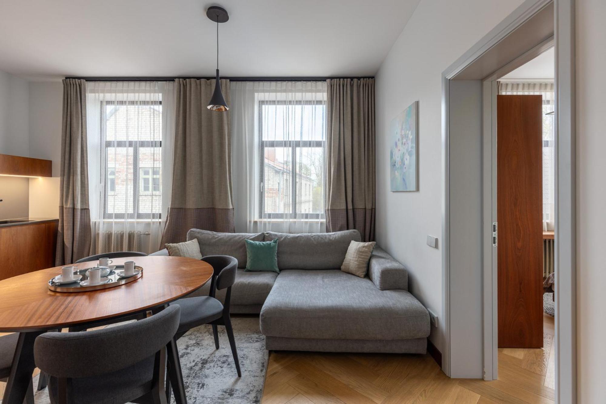 Roze Brivzemnieka Apartments Liepāja Exterior foto
